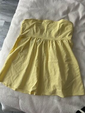 Strapless Yellow Tube Top